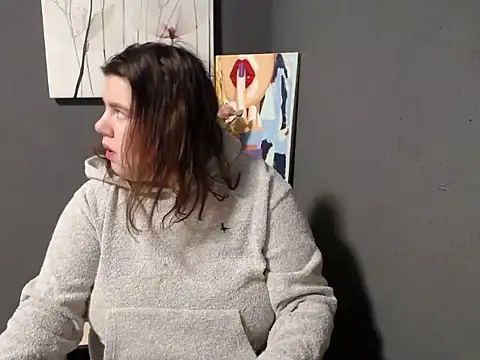 so shy online show from 02.15.25