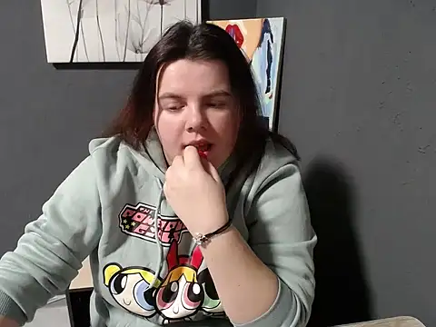 so shy online show from 03.04.25