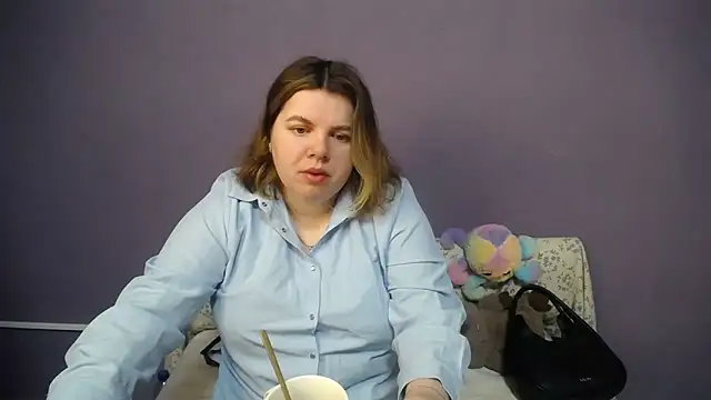 so shy online show from 04.20.26