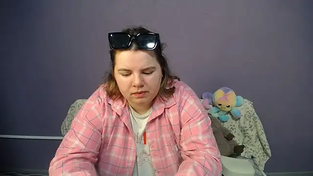 so shy online show from 05.26.26