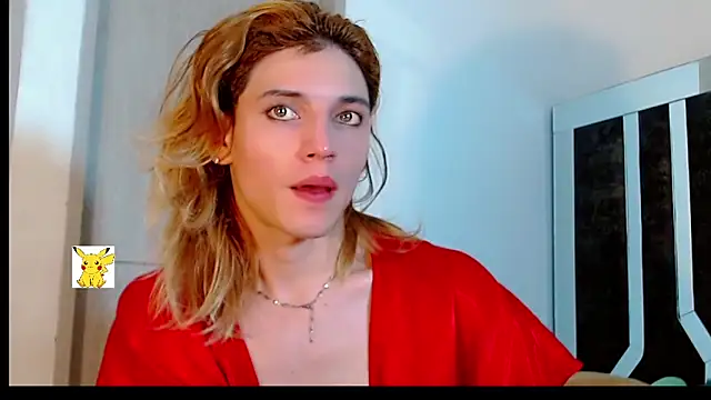 Snapshot of honey_skin chatting on 02.17.25 honey skin online show from 02.17.25