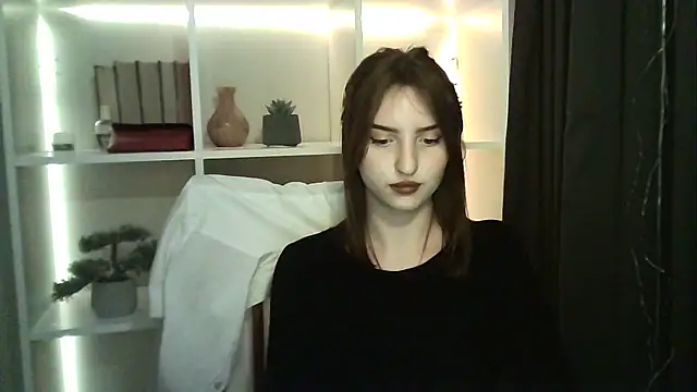 Snapshot of X_Alisa chatting on 03.12.25 X Alisa online show from 03.12.25
