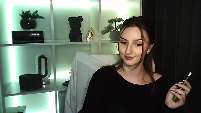 Snapshot of X_Alisa chatting on 05.03.26 X Alisa online show from 05.03.26