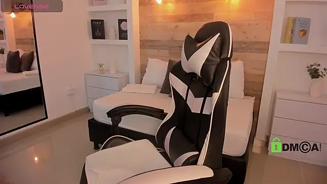 candy summer28 online show from 04.09.26