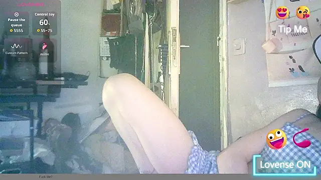 Snapshot of lorena789 chatting on 10.06.25 lorena789 online show from 10.06.25