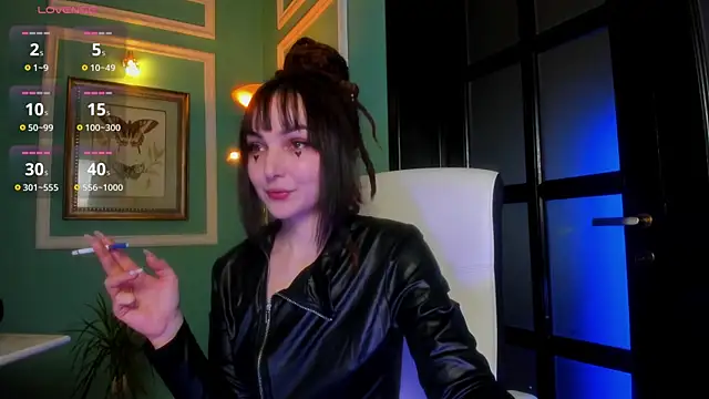 1Munique online show from 12.05.25