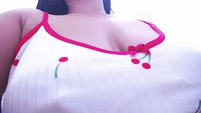 Letty Plugxo online show from 02.01.25