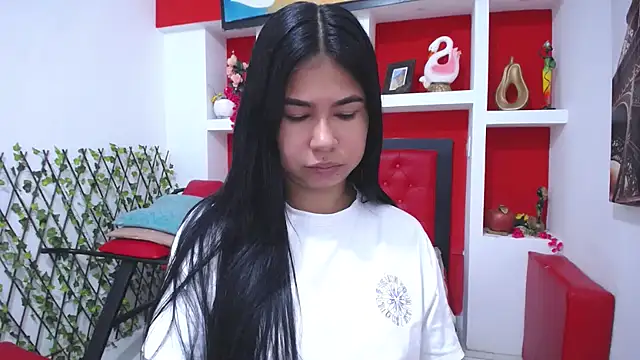 Letty Plugxo online show from 01.12.26