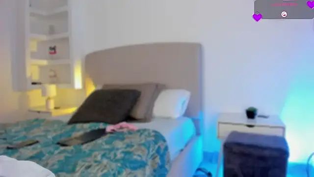 Snapshot of Ammy_xx chatting on 10.03.25 Ammy xx online show from 10.03.25