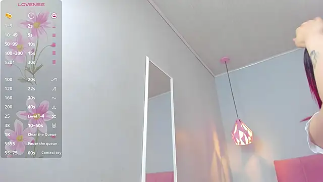 ScarletGV online show from 01.30.25