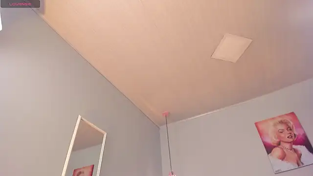 ScarletGV online show from 03.13.25