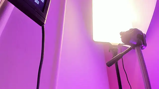 ScarletGV online show from 10.23.25