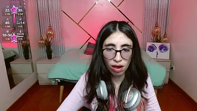 Snapshot of LenaRoses chatting on 02.23.26 LenaRoses online show from 02.23.26