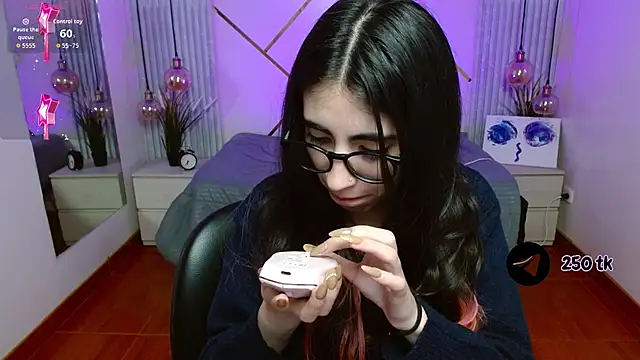 LenaRoses online show from 04.29.26
