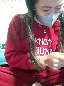 Snapshot of Sweet_Toy20 chatting on 12.05.25 Sweet Toy20 online show from 12.05.25