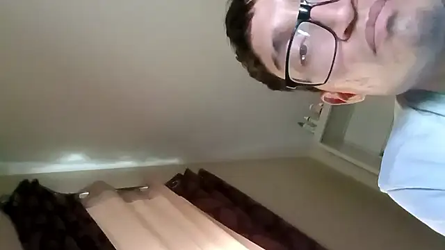 Snapshot of lRainbowBoy chatting on 02.04.26 lRainbowBoy online show from 02.04.26