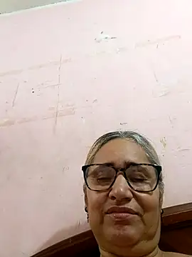  candi online show from 11.10.25