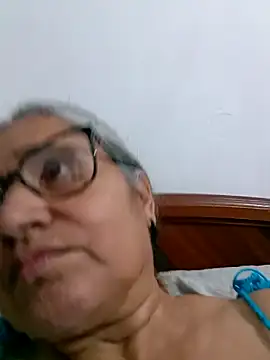  candi online show from 04.18.26