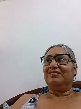 Snapshot of _candi chatting on 06.06.26 candi online show from 06.06.26