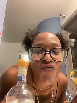 slimerlla online show from 11.06.25