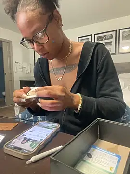 slimerlla online show from 11.08.25