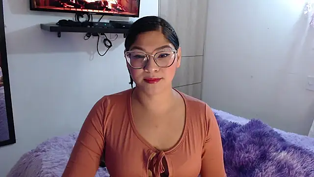 Snapshot of Prins_jazmin chatting on 05.05.26 Prins jazmin online show from 05.05.26