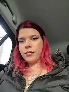 RiriRoseey online show from 01.10.26