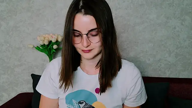Snapshot of Miss_Arwen chatting on 09.19.25 Miss Arwen online show from 09.19.25