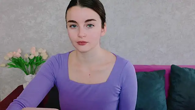 Miss Arwen online show from 11.17.25