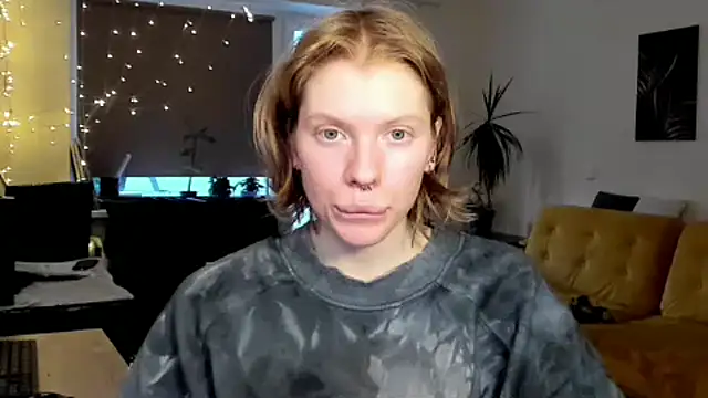 StellaDavis online show from 02.14.25