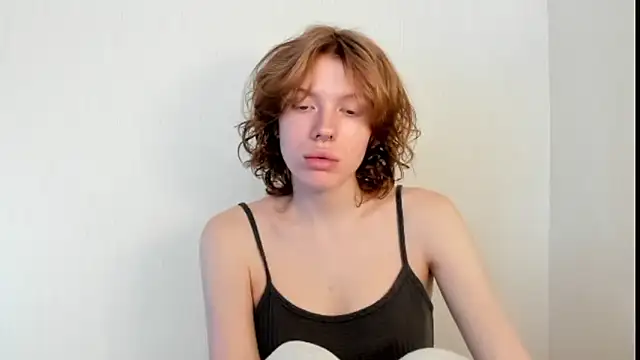 StellaDavis online show from 09.09.25