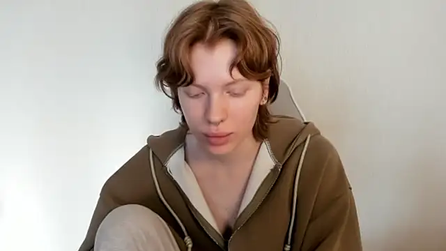 StellaDavis online show from 02.02.26