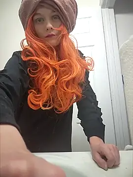 Snapshot of AriellaTaylor chatting on 12.08.24 AriellaTaylor online show from 12.08.24