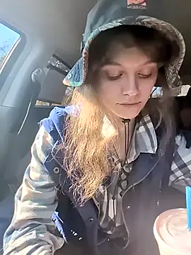 Snapshot of AriellaTaylor chatting on 10.12.25 AriellaTaylor online show from 10.12.25