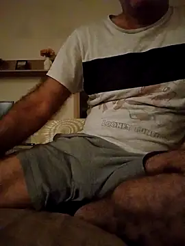 Snapshot of takcikarr chatting on 11.14.25 takcikarr online show from 11.14.25