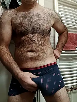 Snapshot of takcikarr chatting on 11.24.25 takcikarr online show from 11.24.25