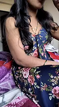 Snapshot of meri-wali chatting on 02.04.25 meri-wali online show from 02.04.25