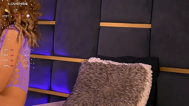 CynthiaWest online show from 03.12.25