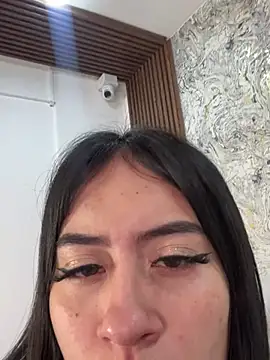 Snapshot of im_giselle_ chatting on 03.15.25 im giselle online show from 03.15.25