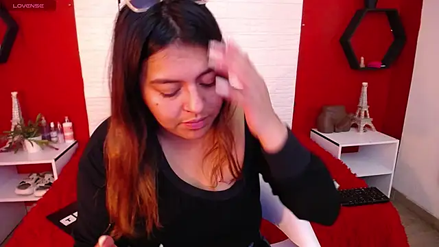  poison sweet online show from 12.22.25