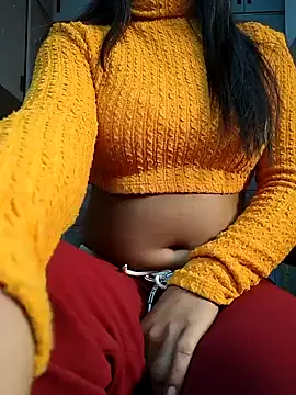 Snapshot of Sarita_7 chatting on 12.17.24 Sarita 7 online show from 12.17.24