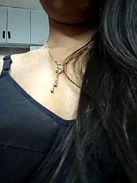 Snapshot of Sarita_7 chatting on 03.18.25 Sarita 7 online show from 03.18.25