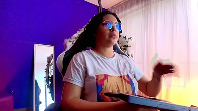 Emmapark  online show from 02.03.26