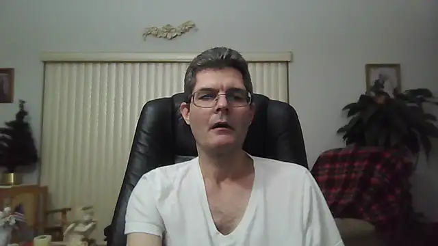 Snapshot of Copfiremen4566 chatting on 12.23.24 Copfiremen4566 online show from 12.23.24