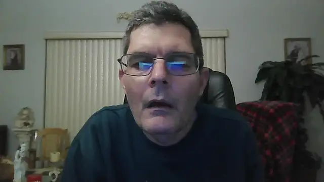 Snapshot of Copfiremen4566 chatting on 01.19.25 Copfiremen4566 online show from 01.19.25