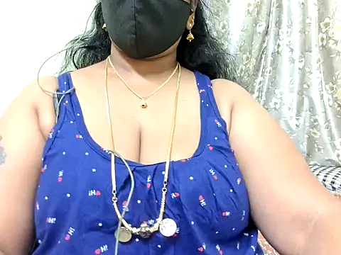 Snapshot of Pallavi-sri chatting on 02.08.25 Pallavi-sri online show from 02.08.25