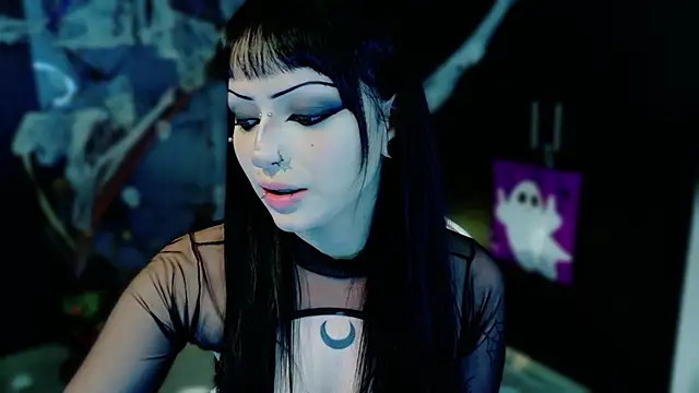 Snapshot of Madison_Jackson chatting on 10.23.25 Madison Jackson online show from 10.23.25