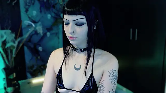 Snapshot of Madison_Jackson chatting on 11.14.25 Madison Jackson online show from 11.14.25