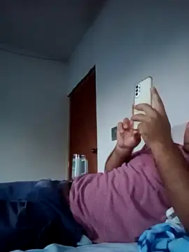 Snapshot of nek36 chatting on 10.27.25 nek36 online show from 10.27.25