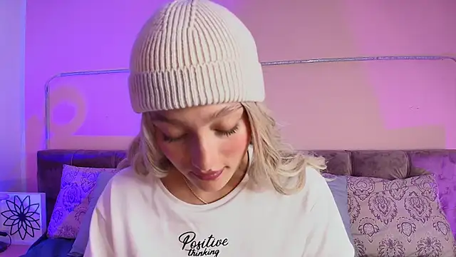 Giaa Ross online show from 01.27.25